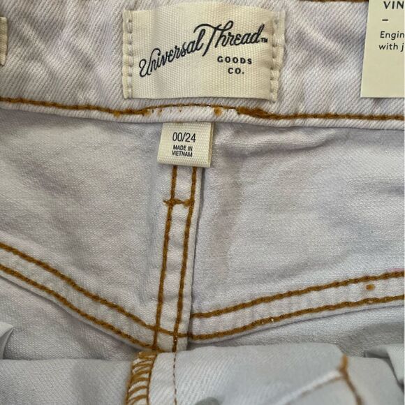 Size 00/24 Universal Thread Midi Shorts for Women - Picture 5 of 8